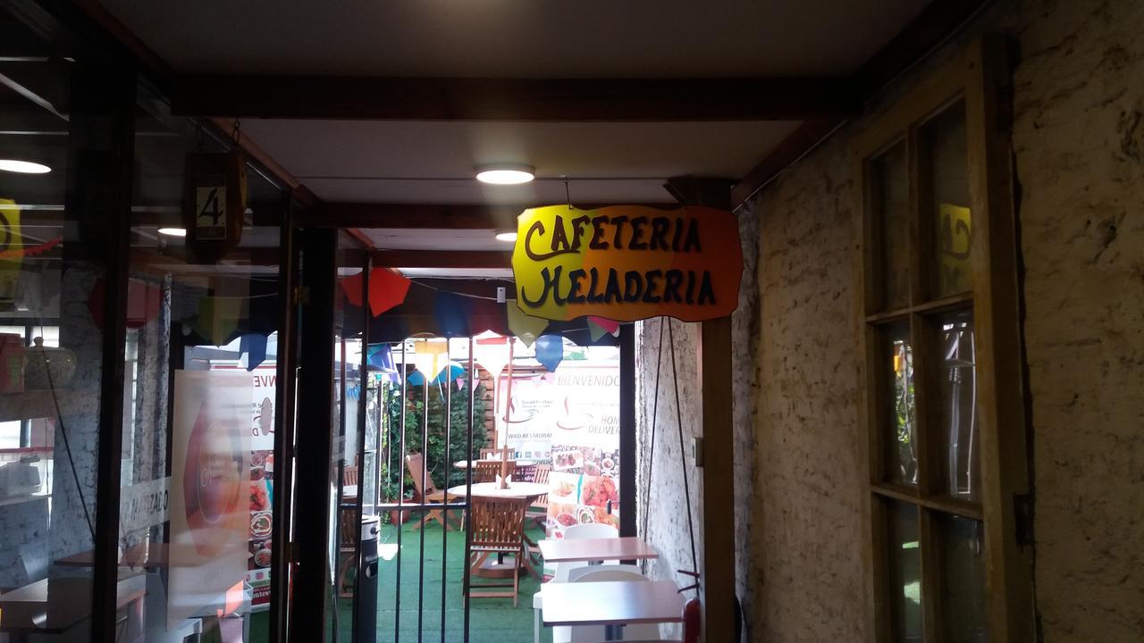 Trotamundos Hostal Σαντιάγκο Εξωτερικό φωτογραφία